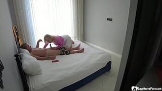 Babe came to my hotel room for sex porn video